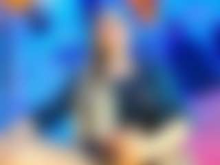 Live cam show with KAROLL-TS - Big Cock on Porn Luv