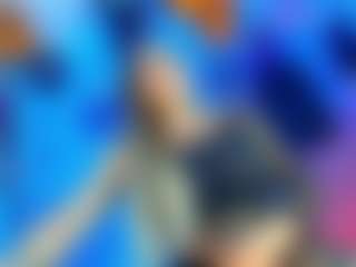 KAROLL-TS's Live Sex Cam Show