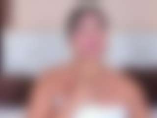Live cam show with KathyMirrow - Ass Bouncing on Ass Tok