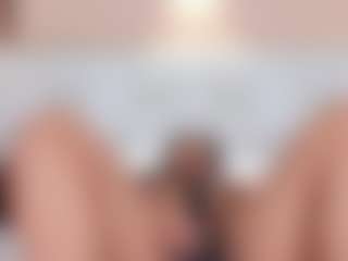 Live cam show with KathyMirrow - Moaning on CamSodaAdn