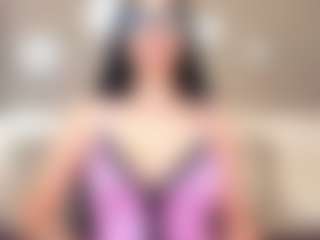 Live cam show with MadisonDupont - New Brown Eyes on Livezox