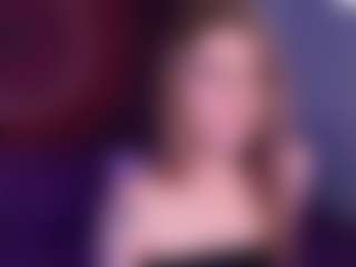 Live cam show with Wetwildwhore - Red Hair on sexylive.show