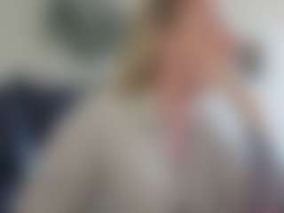 Live cam show with bmorganne420 - Period on Hubzter Live