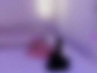 Live cam show with Serena-Foxx - Blowjob on infinitiblacc.com