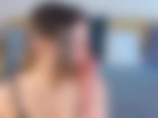 Live cam show with beatrishaa - Tongue on CamSodaAdn