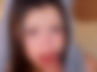 Live cam show with beatrishaa - Tongue on Mixed Magazine Live