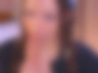 Live cam show with beatrishaa - Spanks on Hubzter Live