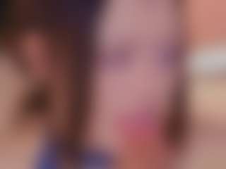 Live cam show with beatrishaa - Small on AdultVida.com