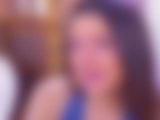 Live cam show with beatrishaa - Small on StripNow