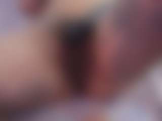 Live cam show with Marllena - Squirt on livesuperchat.net