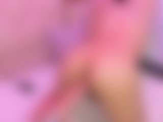 Live cam show with Cami - Spank on Camsoda
