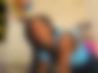 Live cam show with Daffne - Muscle on AdultVida.com