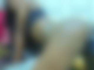 Live cam show with Daffne - Thin on fapnchat