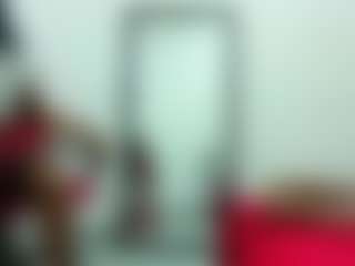 Live cam show with Daffne - Muscle on Hubzter Live