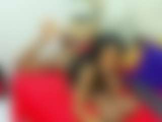 Live cam show with Daffne - Muscle on Uber Horny