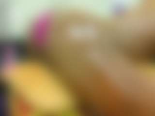 Live cam show with Daffne - Muscle on Camiplay Live