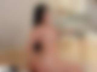 Emmaazc's Live Sex Cam Show