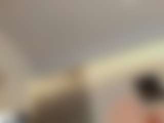 Emmaazc's Live Sex Cam Show