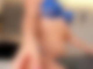 Live cam show with Emmaazc - Spank Asian on SquirtSoMuch
