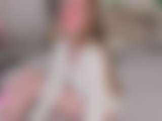 Live cam show with Joann - College on Fling VIP Chat