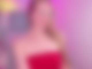 Live cam show with Joann - Bikini on Camsoda