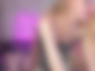 Live cam show with Joann - Body Massage on CamClone