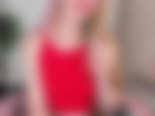 Live cam show with Joann - College on UwU Esports
