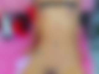 Live cam show with Brithany - Thin on Dolls Live