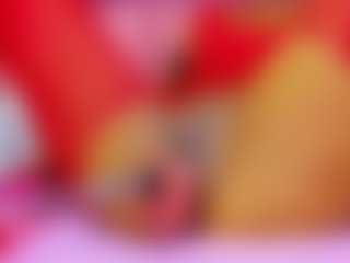 Live cam show with Brithany - Thin on StripNow