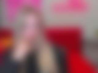 EvelineAmore's Live Sex Cam Show