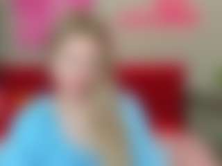Live cam show with EvelineAmore - Stockings on SxyPornLive
