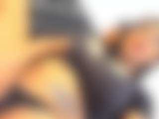 Live cam show with janestones - Brown Hair on AdultVida.com