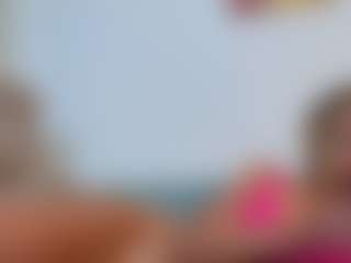 Live cam show with MellisaKim - Blue Eyes on Mixed Magazine Live