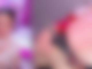 ScarletHill's Live Sex Cam Show