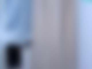 Almaz-Fire-Fox-One MILF webcam performer live streaming