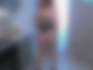 Almaz-Fire-Fox-One's Live Sex Cam Show
