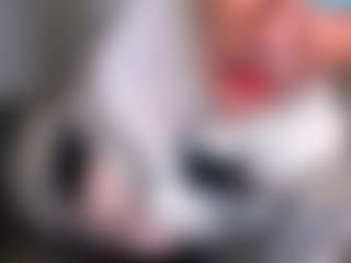 Almaz-Fire-Fox-One's Live Sex Cam Show
