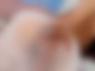 Red hair Arianna's Live Sex Cam Show