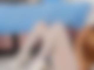Red hair Arianna's Live Sex Cam Show