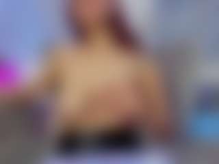 Red hair Arianna's Live Sex Cam Show