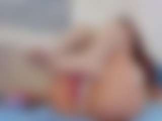 Live cam show with Pantyhose Arianna - Red Hair on Camsoda Late Night