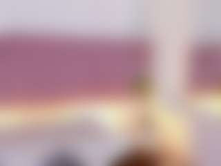emmily-z's Live Sex Cam Show