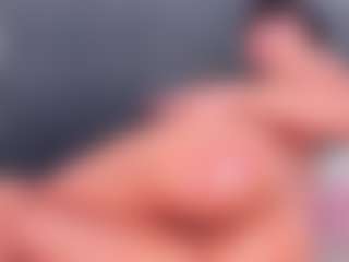 emmily-z's Live Sex Cam Show