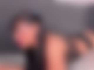 emmily-z's Live Sex Cam Show