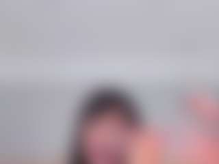 Live cam show with emmily-z - Amateur on Camsoda
