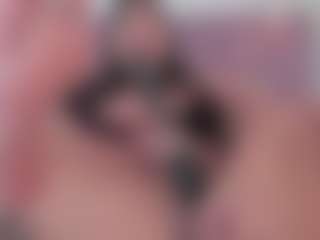emmily-z's Live Sex Cam Show