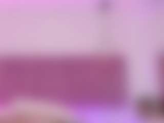 emmily-z's Live Sex Cam Show