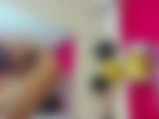 ZoeeMorettii's Live Sex Cam Show