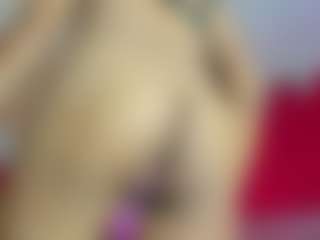 ZoeeMorettii's Live Sex Cam Show