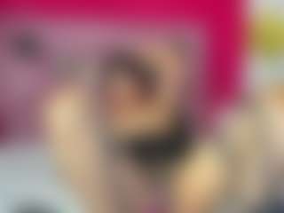 ZoeeMorettii's Live Sex Cam Show